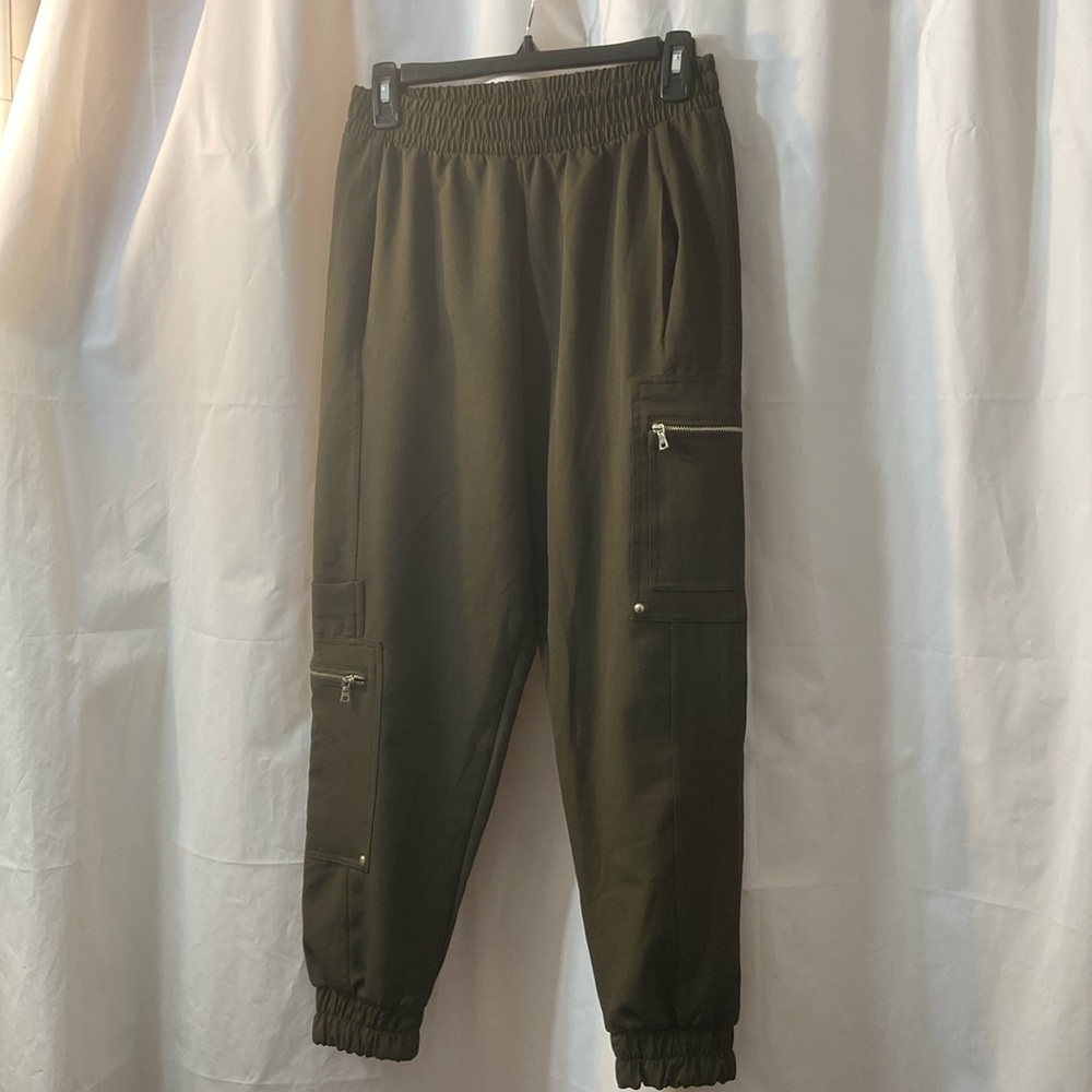 Zara Woman’s Olive Cargo Joggers Dress Pants Size XSmall